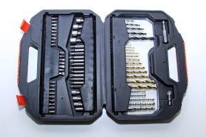 STA7184 | Vrtáky, skrutkovacie bity a nástrčné hlavice, 70-diel. sada