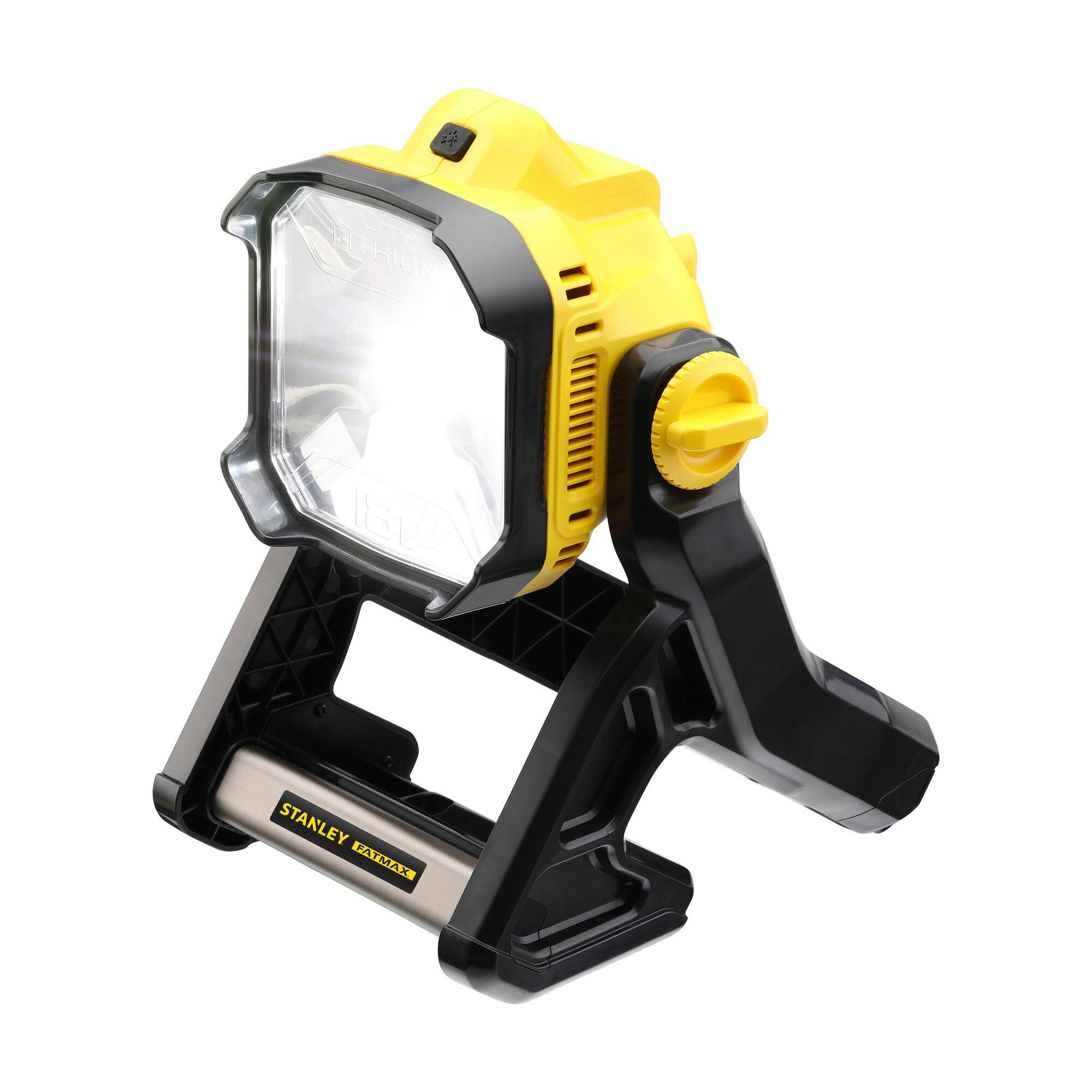 FMCL001B | Svetlomet pracovný AKU LED 18 V