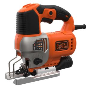 BES610 | PÍLA PRIAMOČIARA 610 W