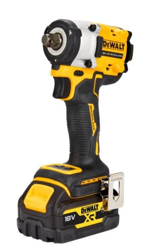 DCF921P2G | Uťahovač rázový 18V 1/2" krúžok 406Nm PUR vložka 2x5,0Ah GFN kryt